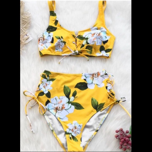 Cupshe Other - Brand New CUPSHE Two piece swimsuit!💛🌼